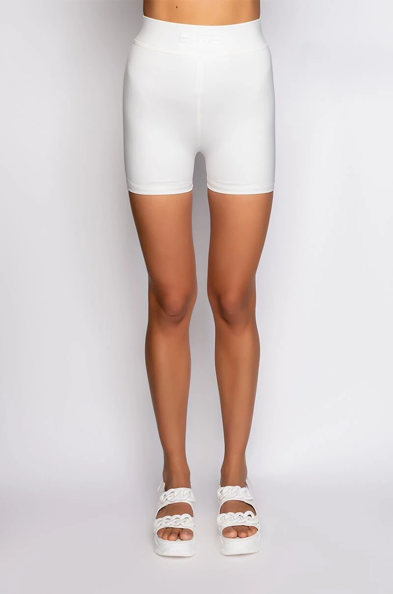 BASIC LUXE WHITE BIKER SHORT 8 BASIC LUXE WHITE BIKER SHORT - Image 6