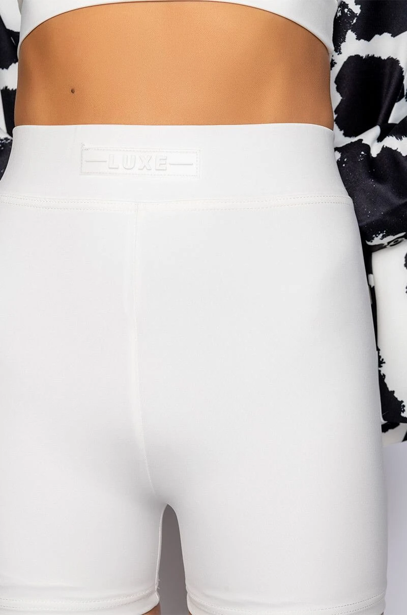 BASIC LUXE WHITE BIKER SHORT 11 BASIC LUXE WHITE BIKER SHORT - Image 9