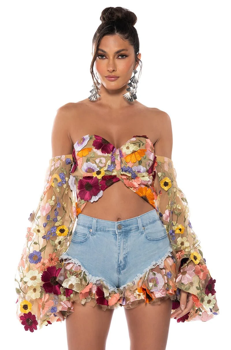 BOTANICAL BEAUTY CROPPED SHEER SLEEVE TOP 4 BOTANICAL BEAUTY CROPPED SHEER SLEEVE TOP - Image 2
