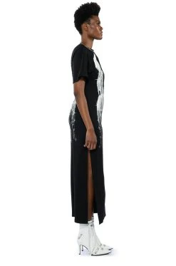 ILLUSIONS EMBELLISHED SPIKE DETAIL GRAPHIC MAXI DRESS 14 ILLUSIONS EMBELLISHED SPIKE DETAIL GRAPHIC MAXI DRESS -AKIRA Shop illusions embellished spike detail graphic maxi dress black 5 5
