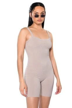 JENNA CLASSIC SCOOP BACK ROMPER