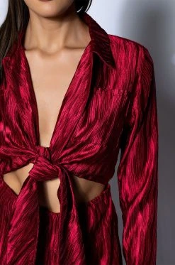 LIMITLESS OVERSIZED SATIN JUMPSUIT -AKIRA Shop limitless oversized satin jumpsuit red 5 5