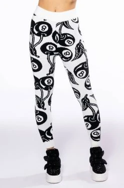 SWEET LUCK SWEATER LEGGING 11 SWEET LUCK SWEATER LEGGING -AKIRA Shop sweet luck sweater legging white black 3 3